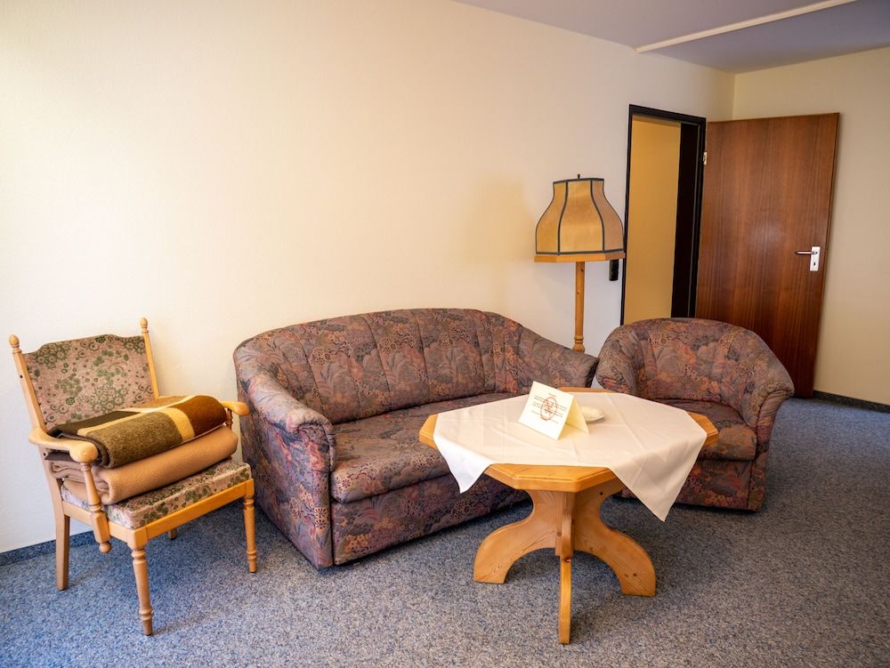 Hotel Quellenhof Bad Urach Deluxe Apartment 9