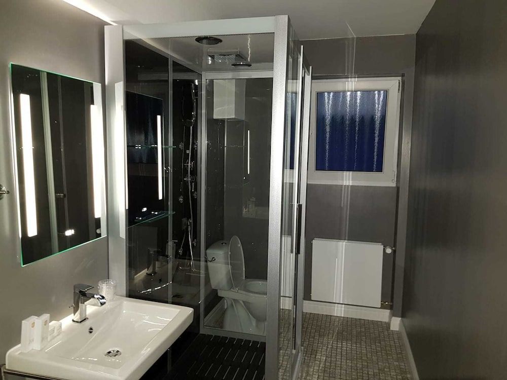 Hotel Krone UG Basic Double Room 5