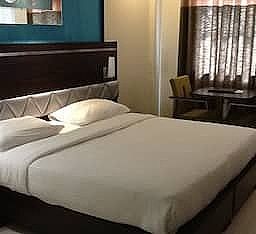 Biz Tamanna Hotel Executive Double Room 2
