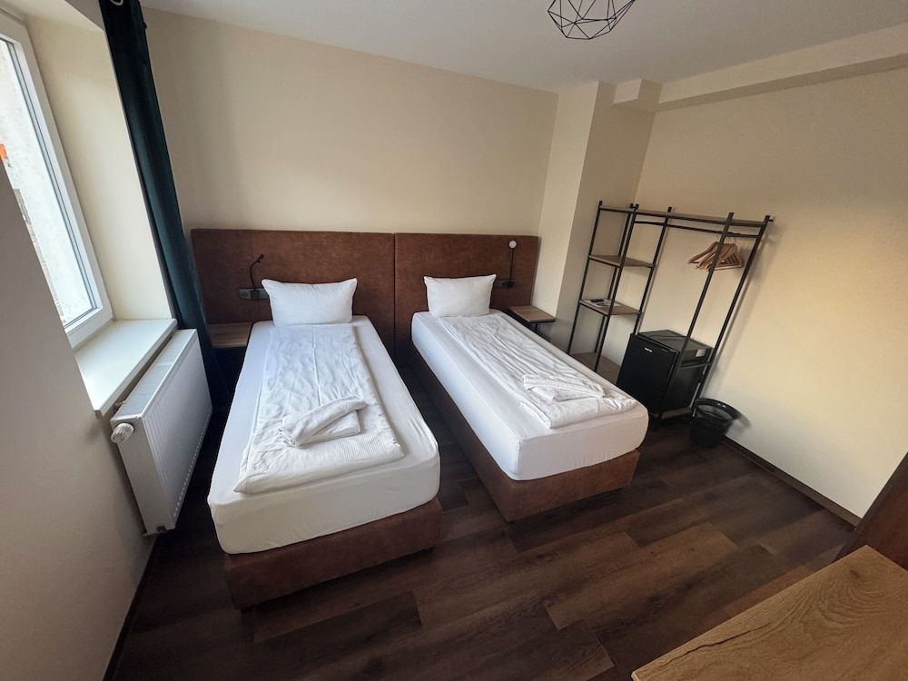 Capitol Zentrum - 24h - Double or Twin Room, Ensuite