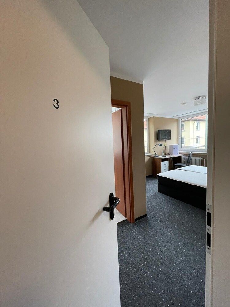 MOTELO Bielefeld Double Room 5