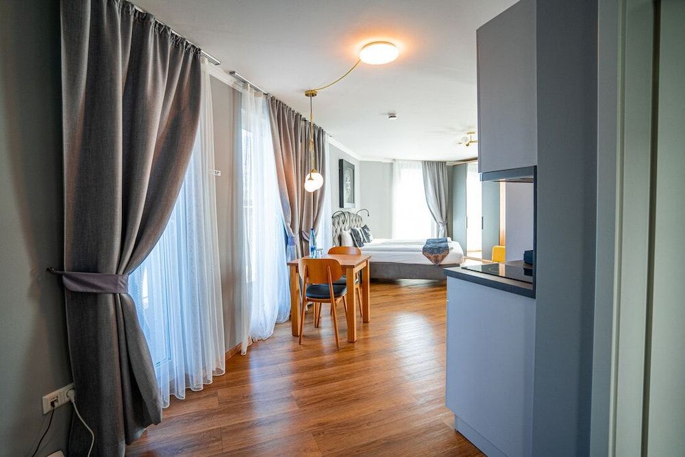 Boardinghouse City Home Deluxe Penthouse 8