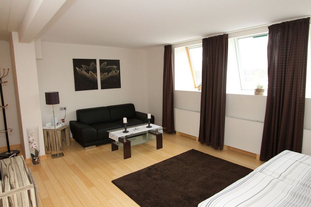 Junior Suite (Waterbed)