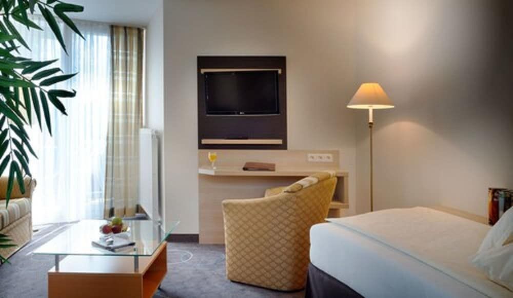 Deluxe Single Room, Balcony