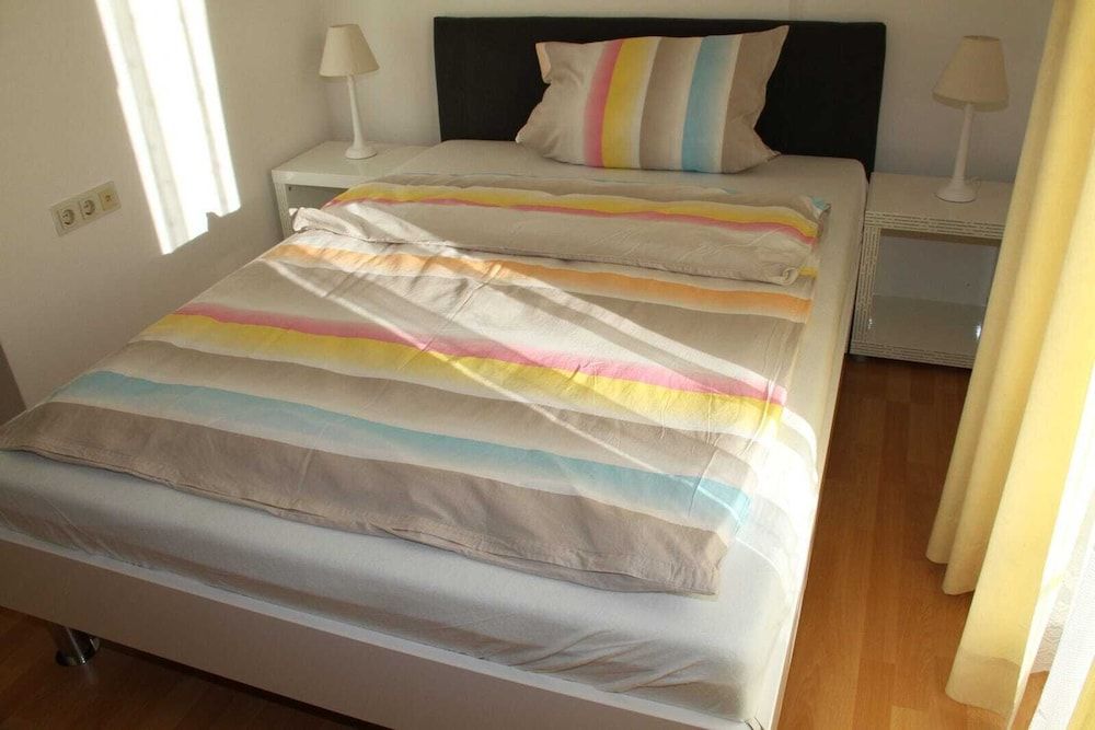 Single Room, Balcony