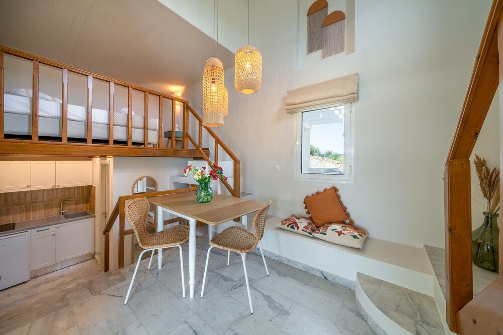 Double Room, Sea View, Mezzanine (06)