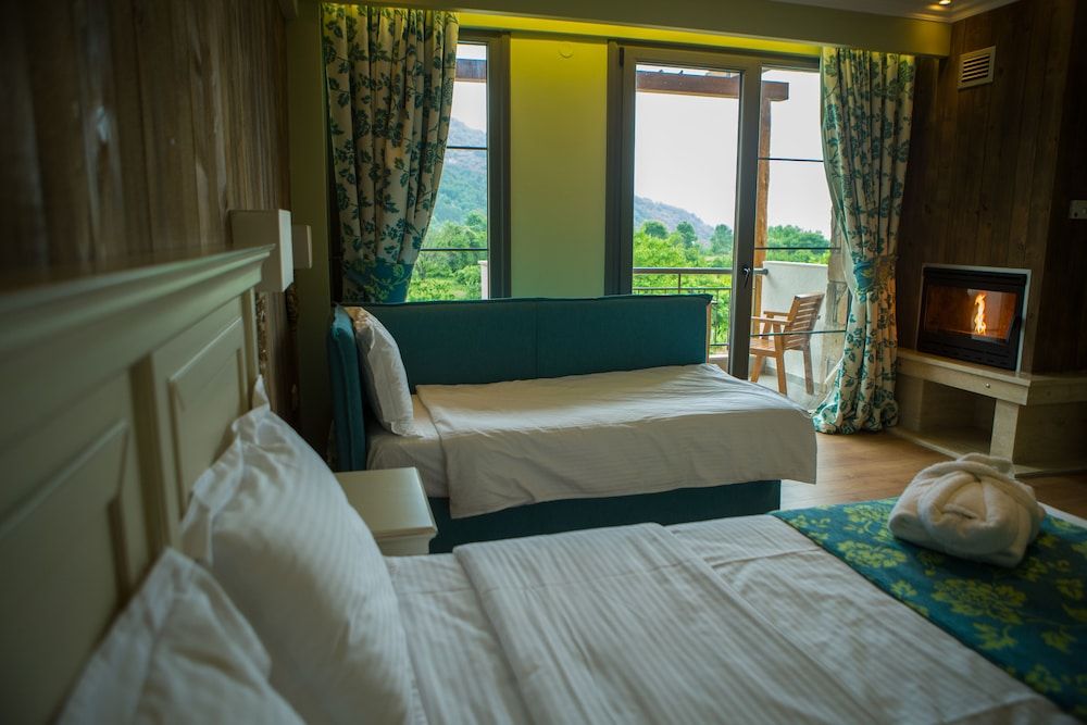 Irenes Resort Triple Room 2