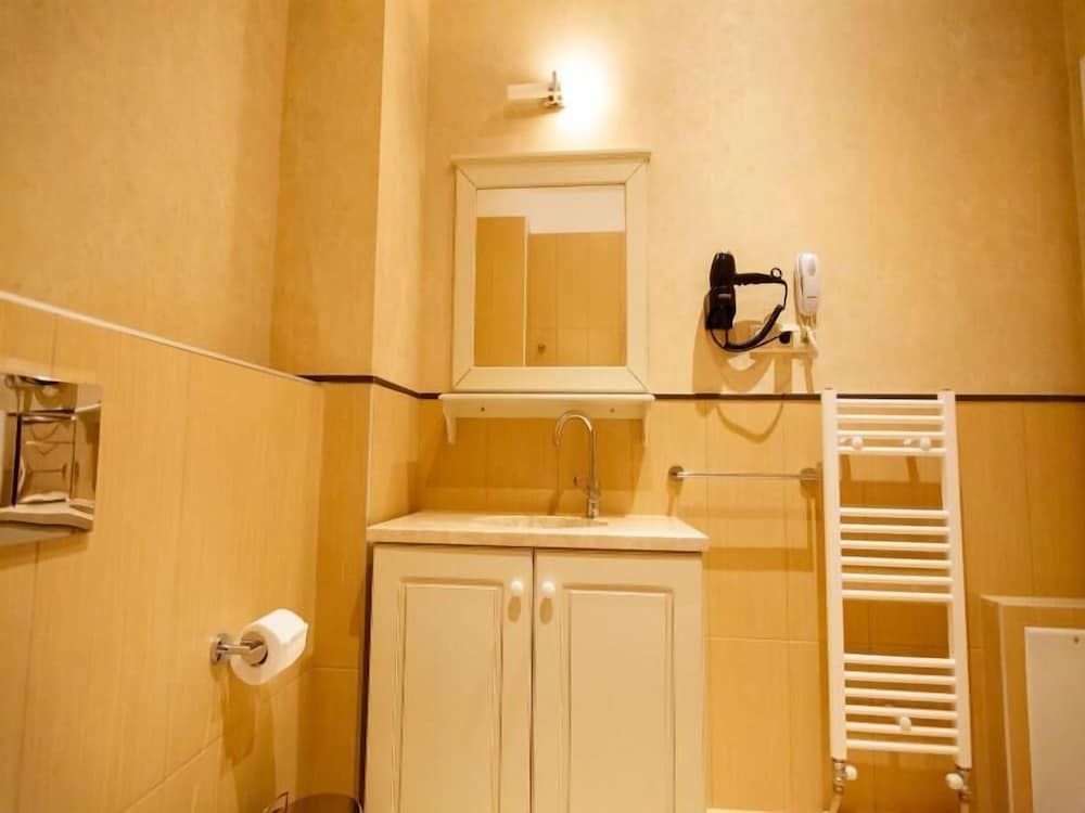 Irenes Resort Double or Twin Room 13