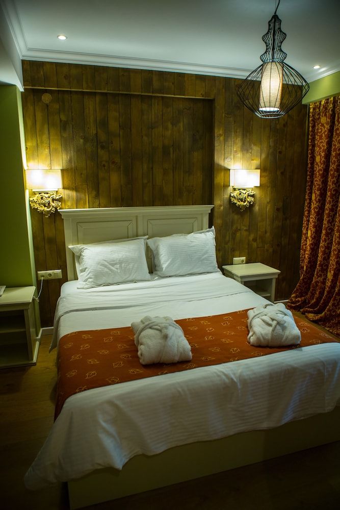 Irenes Resort Double or Twin Room 2