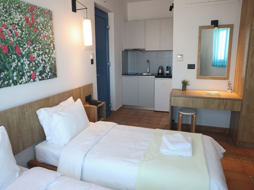 Economy Twin Room, Balcony, Sea View