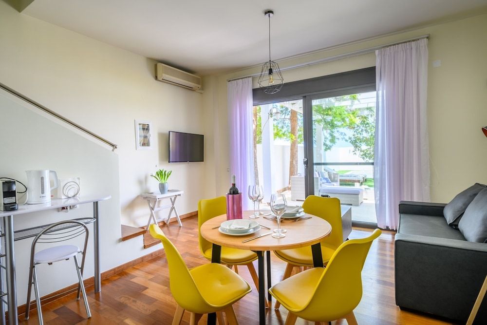 Deluxe Villa, 1 Queen Bed with Sofa bed, Non Smoking, Private Pool