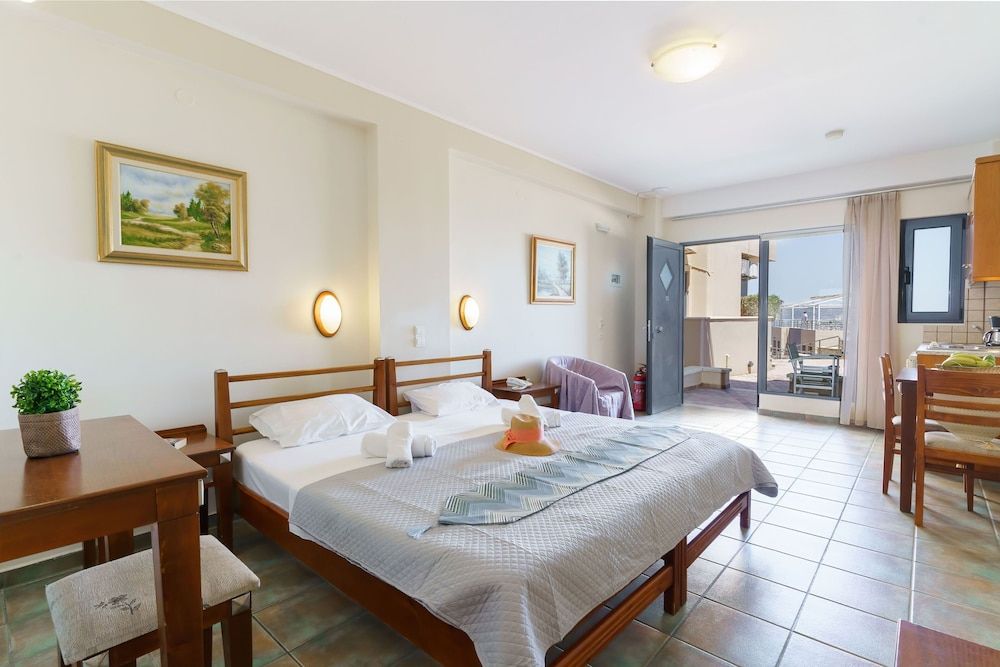 Sunrise Suites