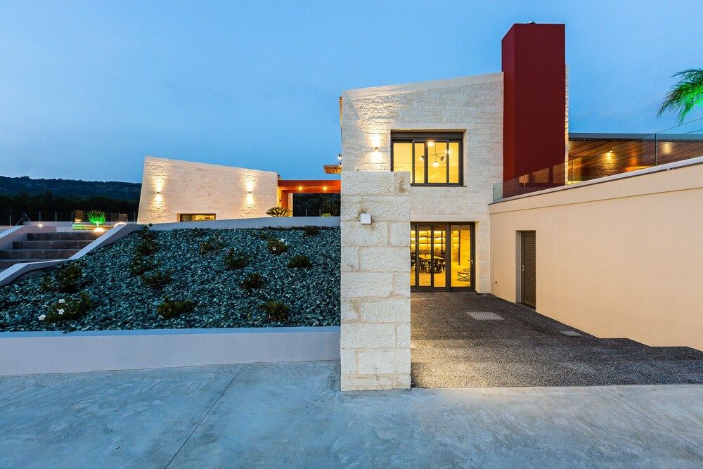 Villa Aori