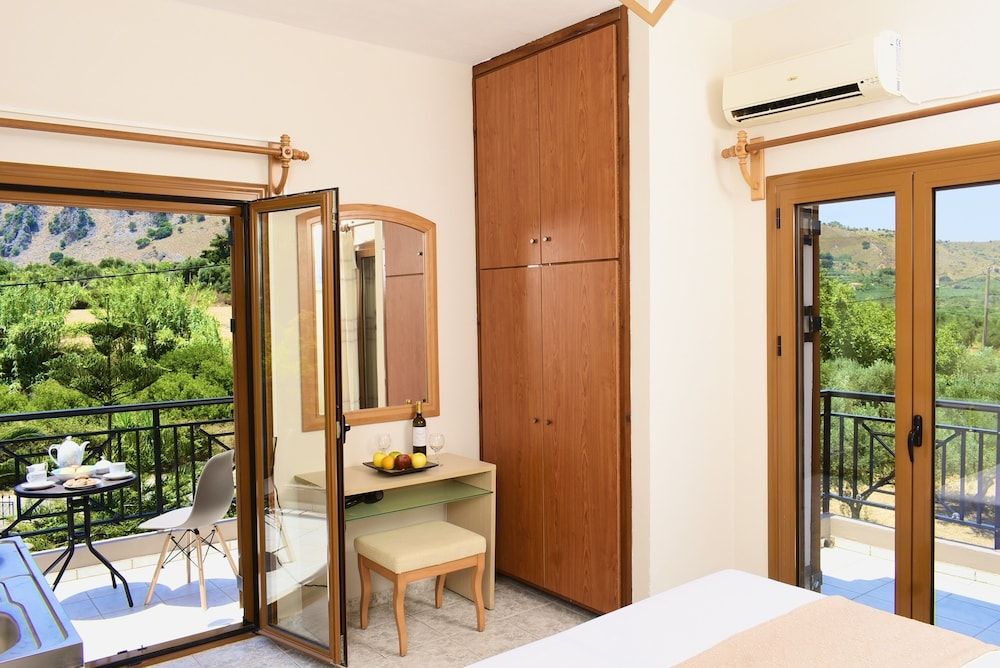 Panoramic Double or Twin Room, 1 Bedroom, Non Smoking, Mountain View