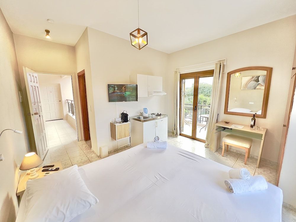 Panoramic Double or Twin Room, 1 Bedroom, Non Smoking, Mountain View