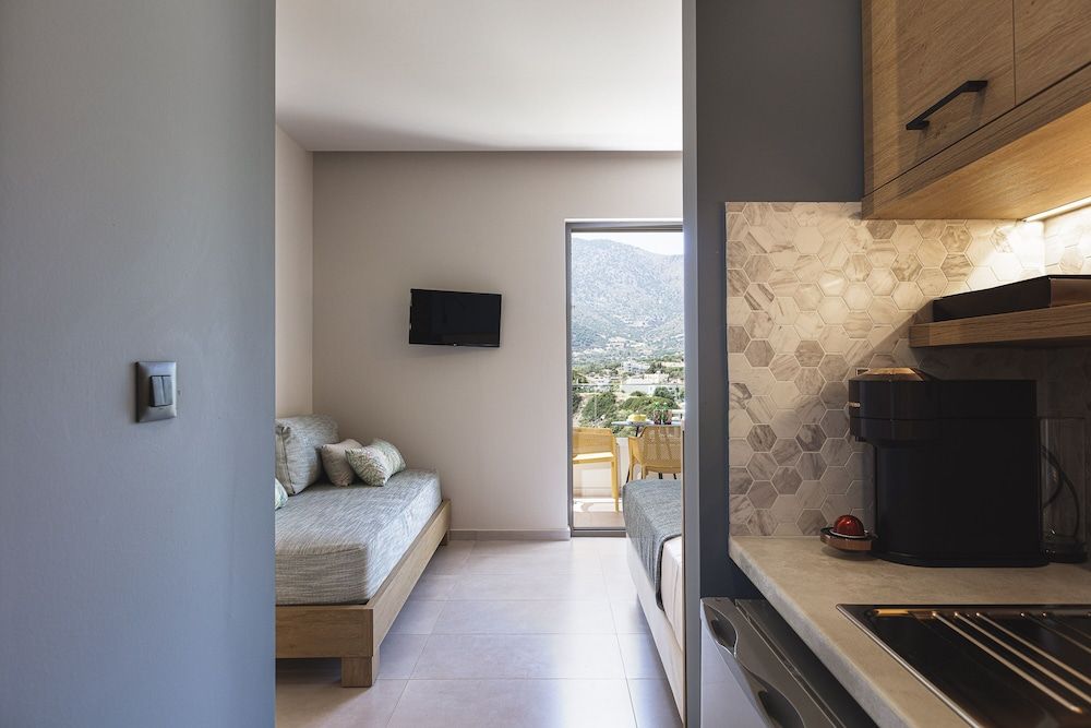 Mira Mare Luxury Residence Superior Studio, Sea View 14