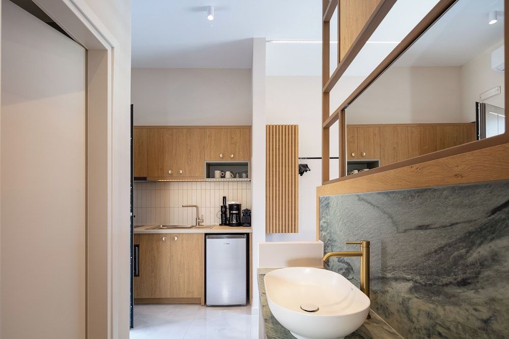 Mira Mare Luxury Residence Deluxe Studio, Sea View 6