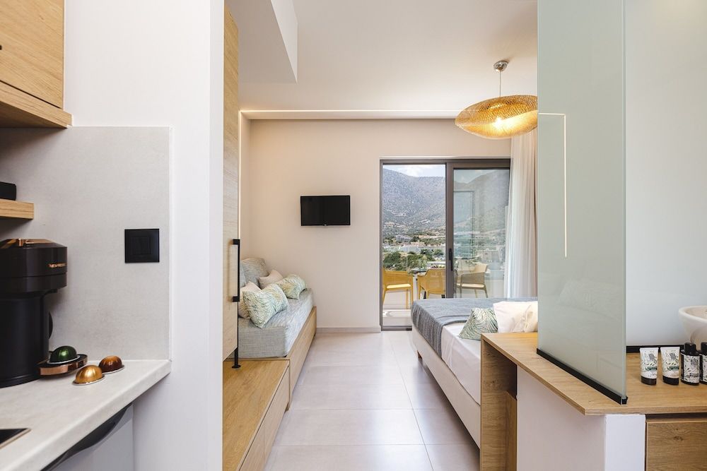 Mira Mare Luxury Residence Superior Studio, Sea View 12