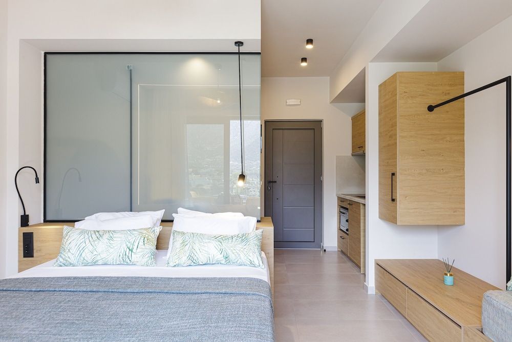 Mira Mare Luxury Residence Superior Studio, Sea View 2