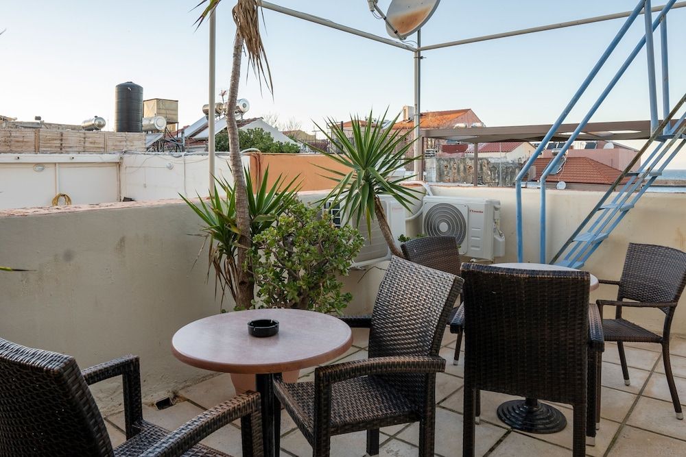 Artemis Rooms Chania