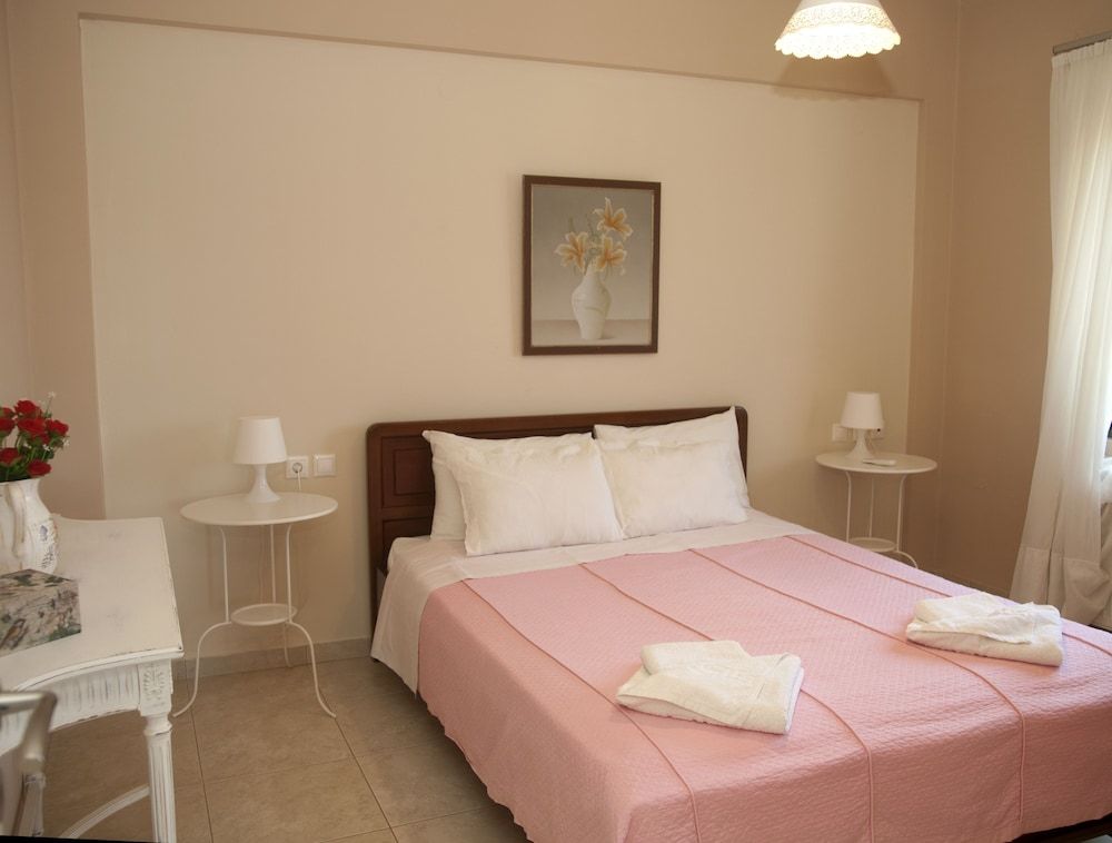 Panoramic Apartment, 1 Bedroom, Bay View, Mountainside (West)