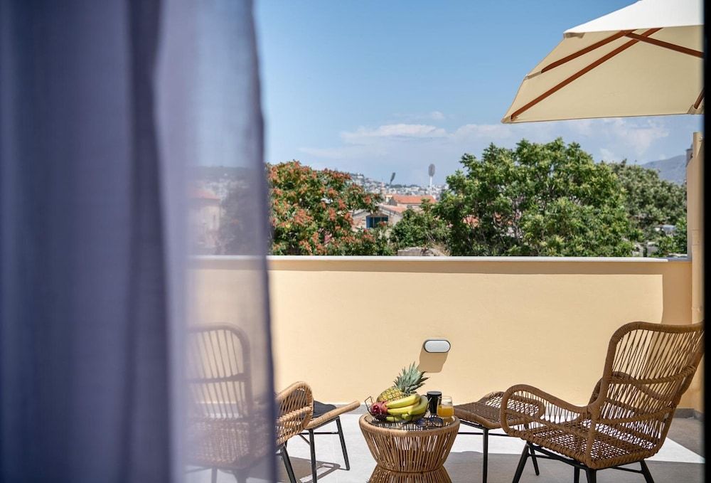 Camere Maritima Superior Double Room, City View 6