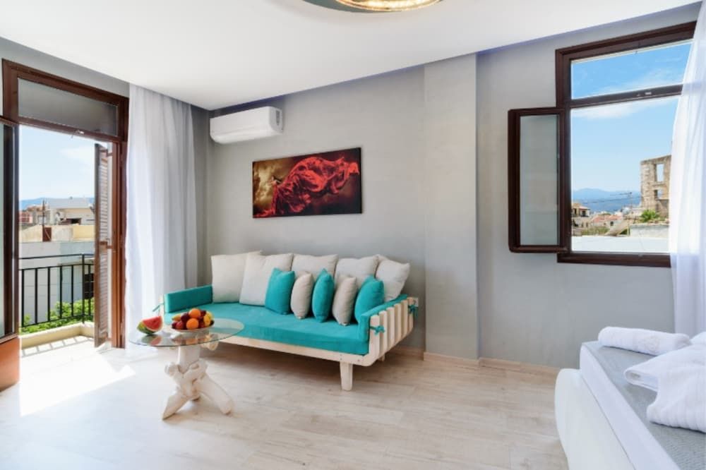 Diamond Suites Elite Studio Suite 8