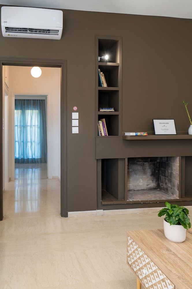 CHROMA Lodge Rafina Premium Apartment 9