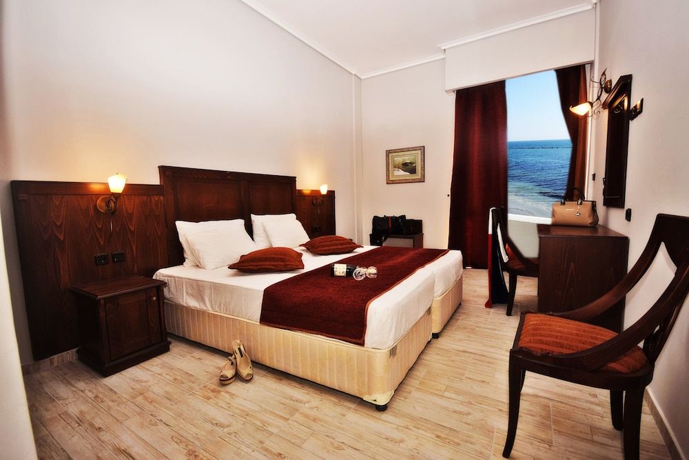 Deluxe Double Room, Sea Facing (Plus)