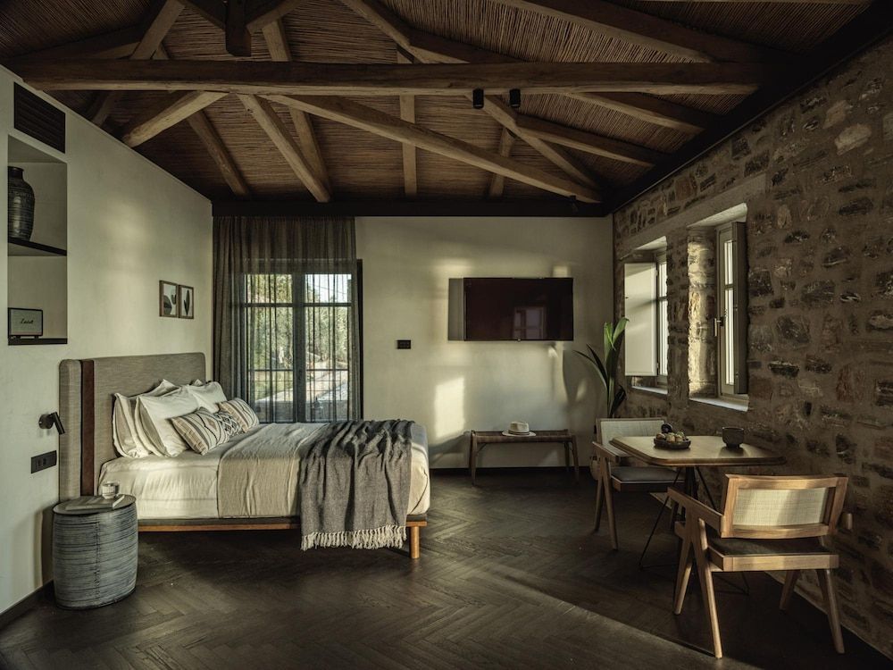 Athena Suite by Peliva Nature Suites