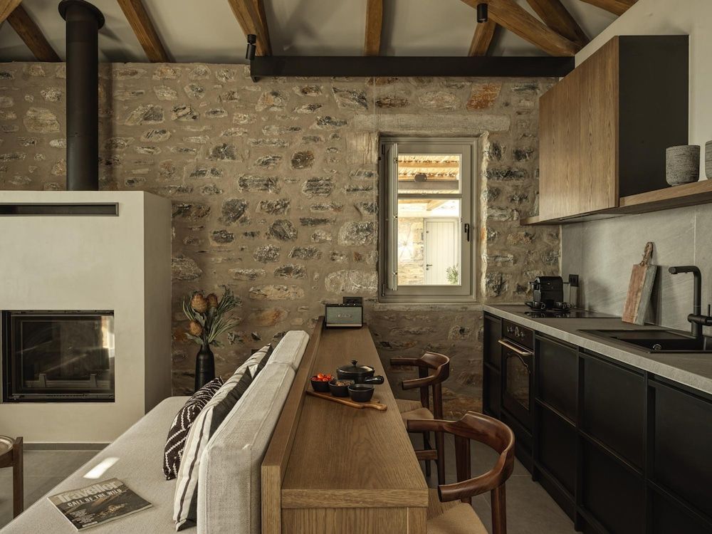 Aphrodite Suite by Peliva Nature Suites Suite 7