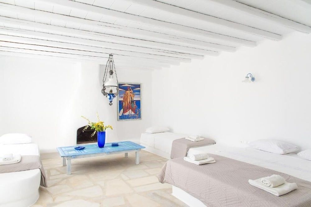 Villa Adonis Family Suite, Sea View 2