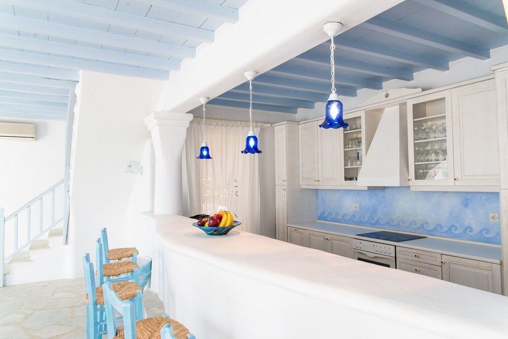 Cavo Nano Deluxe Apartment, Pool Access, Sea View 9