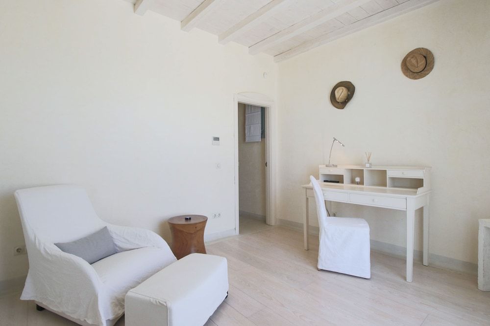 Bluewave Villa Villa, Multiple Bedrooms 32