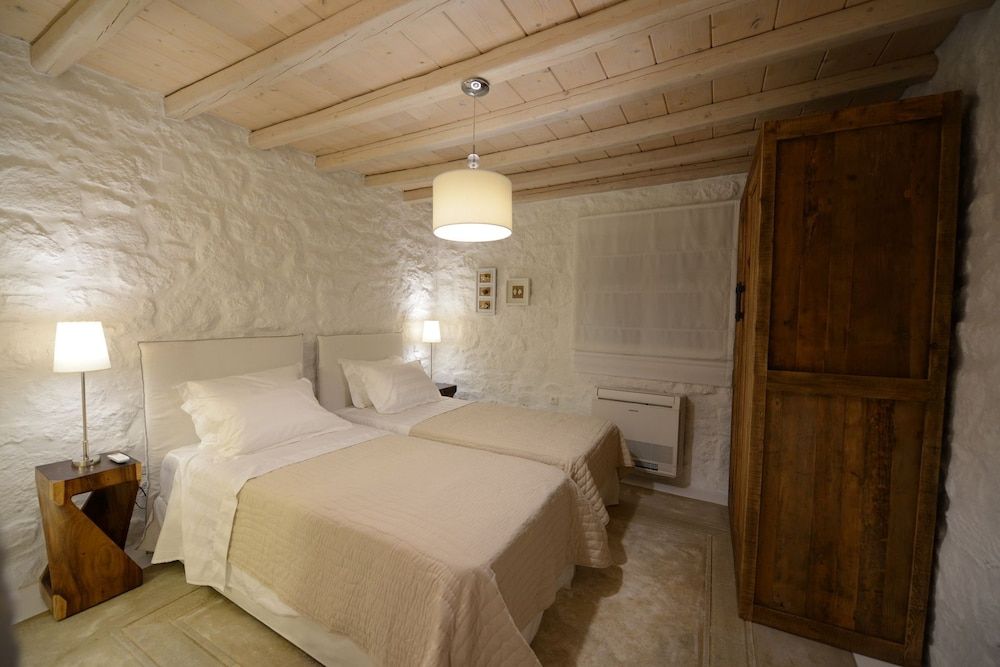 undefined Villa Ammonite 9