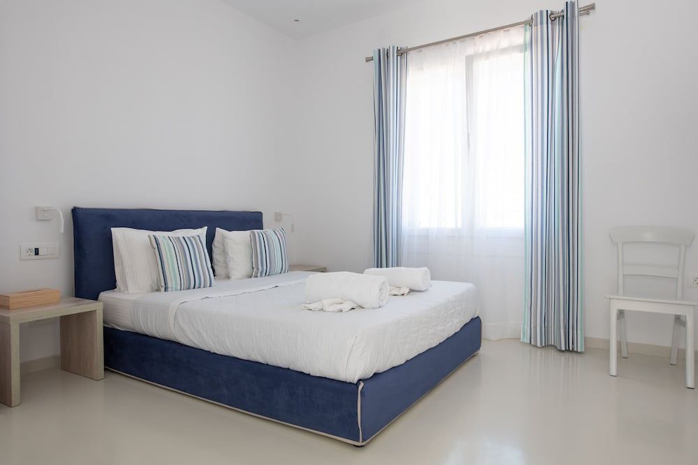 Amaris Mykonian Residence Luxury Apartment, 1 Bedroom, Private Pool 2