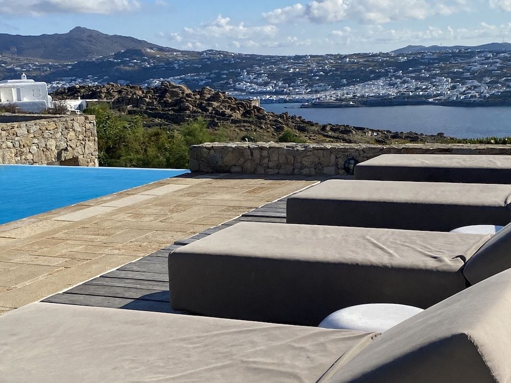 undefined Villa Alessandra - Near Ornos Beach 9