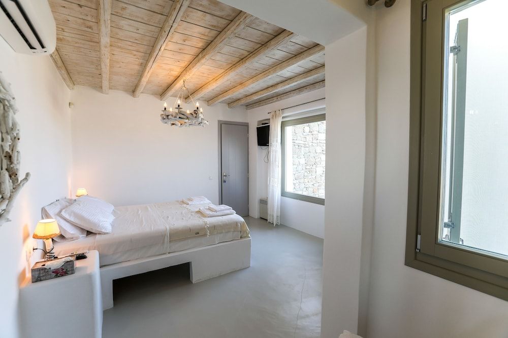 undefined Anthi House 7