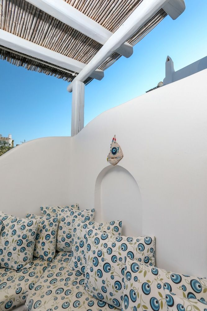 undefined Anthi House 6