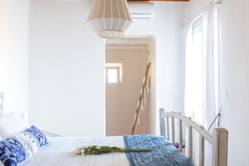 undefined Sugar Blue 7