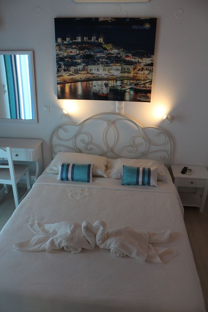Stelios View Mykonos Town Double Room, Balcony, Sea View 3