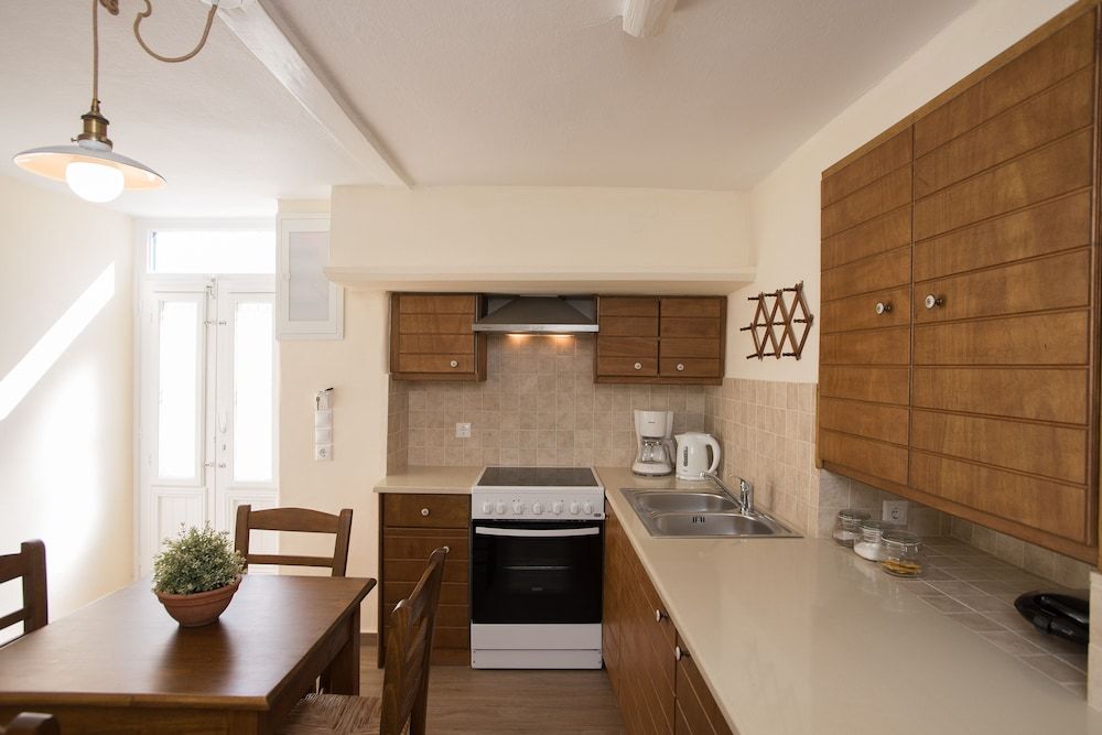 Mykonos Old Harbor Suite Exclusive Townhome, Multiple Beds, Harbor View 16