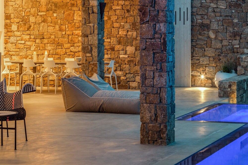 undefined Villa Epic Twin 10