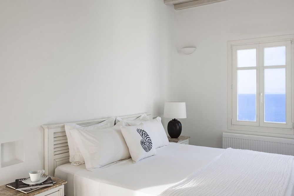 AGL Luxury Villas Daphne