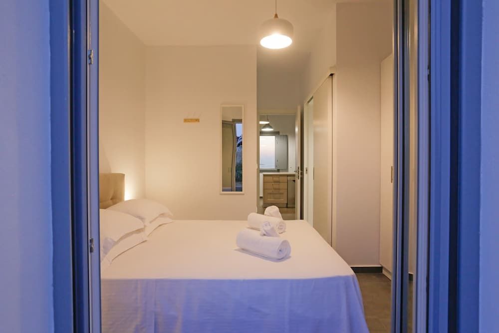 Nikoi Villas Deluxe Villa, 3 Bedrooms, Private Pool (2) 31