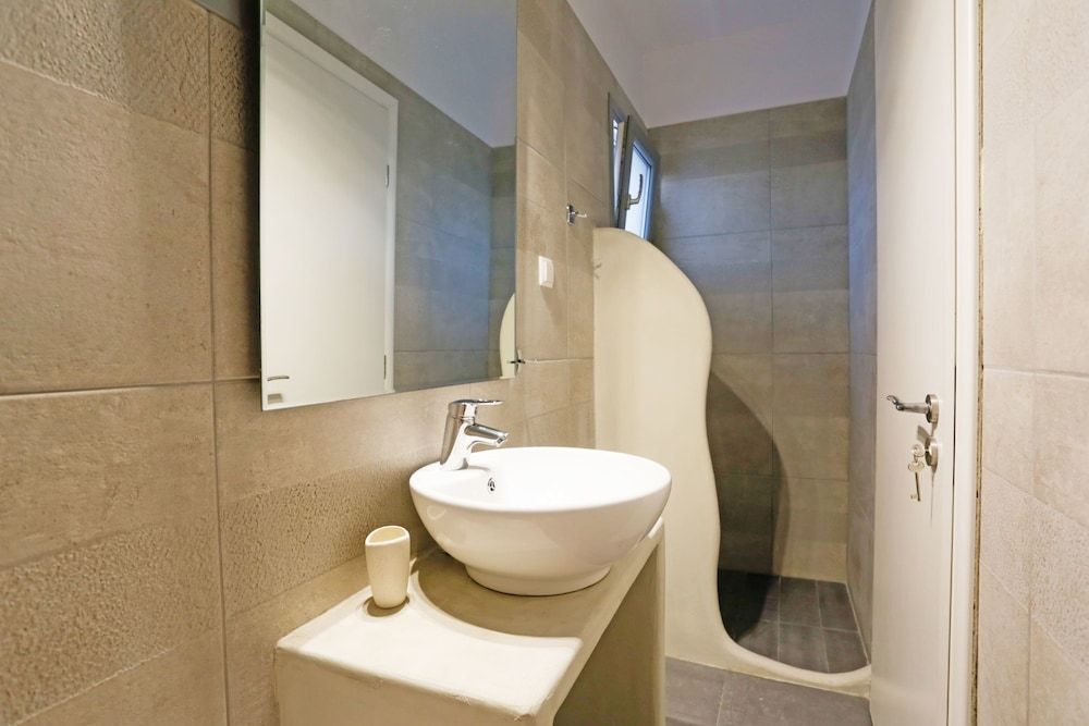 Nikoi Villas Deluxe Villa, 3 Bedrooms, Private Pool (2) 29