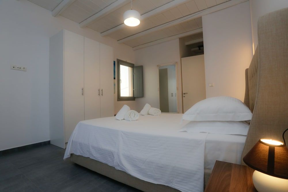 Nikoi Villas Deluxe Villa, 3 Bedrooms, Private Pool (2) 16