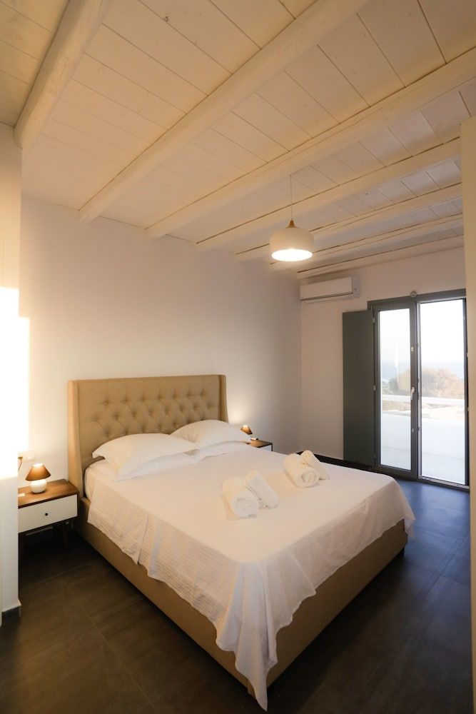 Nikoi Villas Deluxe Villa, 3 Bedrooms, Private Pool (2) 15