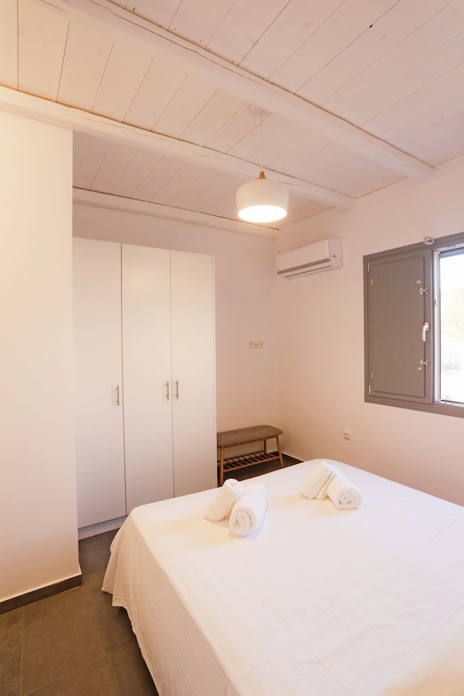 Nikoi Villas Deluxe Villa, 3 Bedrooms, Private Pool (2) 32