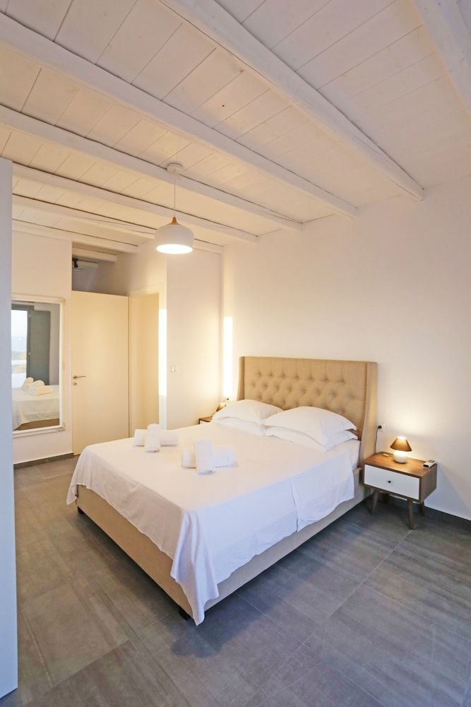 Nikoi Villas Deluxe Villa, 3 Bedrooms, Private Pool (2) 18